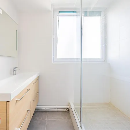 Beau T3-residence Calme-proche Paris/la Defense * Suresnes