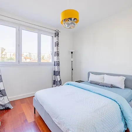 Beau T3-residence Calme-proche Paris/la Defense Appartement *