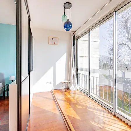 Beau T3-residence Calme-proche Paris/la Defense Suresnes
